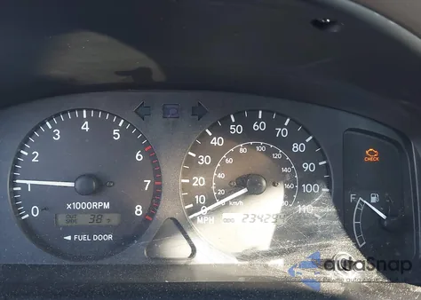 1998 Toyota Corolla Le z USA, uszkodzony, nr VIN 1NXBR18E8WZ101756